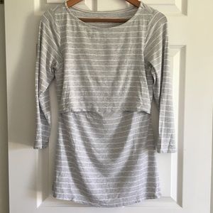 GapMaternity nursing 3/4-sleeve striped t-shirt